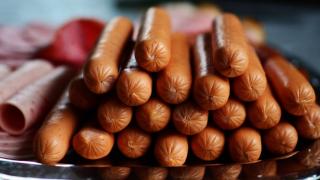 От Асоциацията на месопреработвателите разкриха има ли продукти с 1% месо