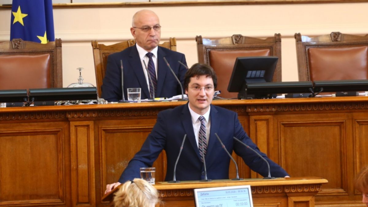 Крум Зарков с пореден залп, от БСП изпълниха заканата си за състава на ЦИК!