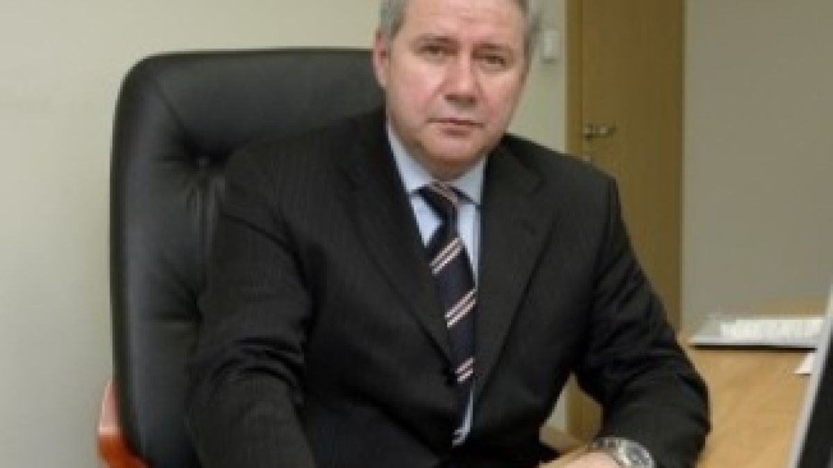 КРИБ за Радев: Не приемаме съвети от хора, които не знаят колко струва хлябът