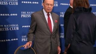 Американският министър на търговията пристигна в Пекин заради драмата с митата 