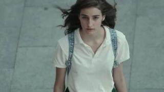 Историята за смъртта на това момиче е толкова ужасна и шокираща, че Netflix направи цял сериал за нея!