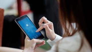 Фейсбук призна, че „обменя“ данните ни с китайски компании, било необходимо