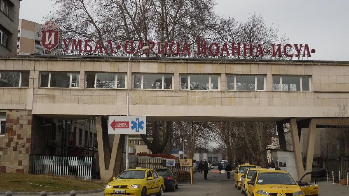 Лекарите от ИСУЛ скочиха в защита на колежката си след скандала с 5-годишната Инес