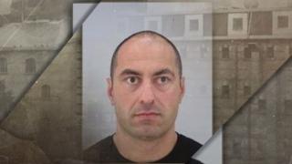 Проговори с маска: Злощастен ятак на Пелов разказа как е бил заплашван с пистолет от убиеца и какво е бил заставян да прави! (ВИДЕО)