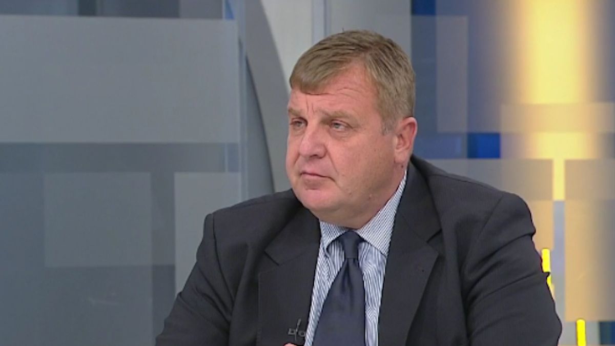 Красимир Каракачанов: Няма турски самолети, които охраняват въздушното ни пространство