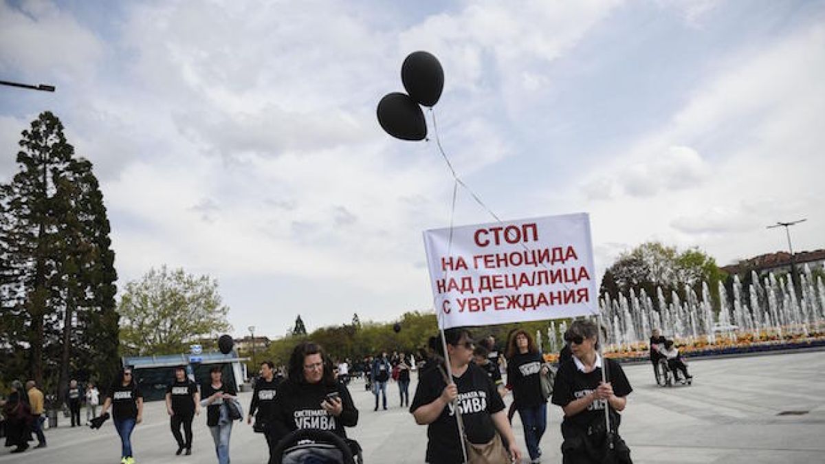 Майка на дете с увреждане: Оставката на социалния министър е подигравка