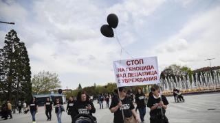 Майка на дете с увреждане: Оставката на социалния министър е подигравка