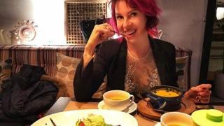 Ненаситна: Руска певица бе обвинена в секс тормоз (СНИМКИ 18+)