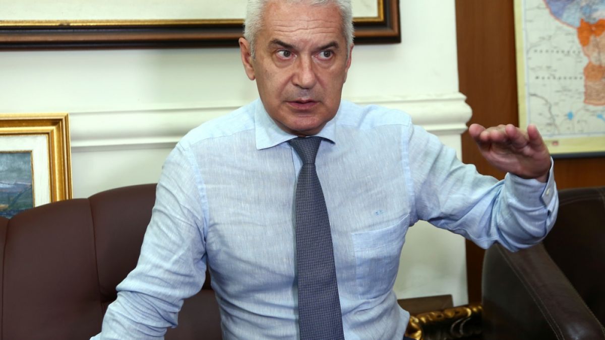 Волен Сидеров с горещ коментар за мигрантите
