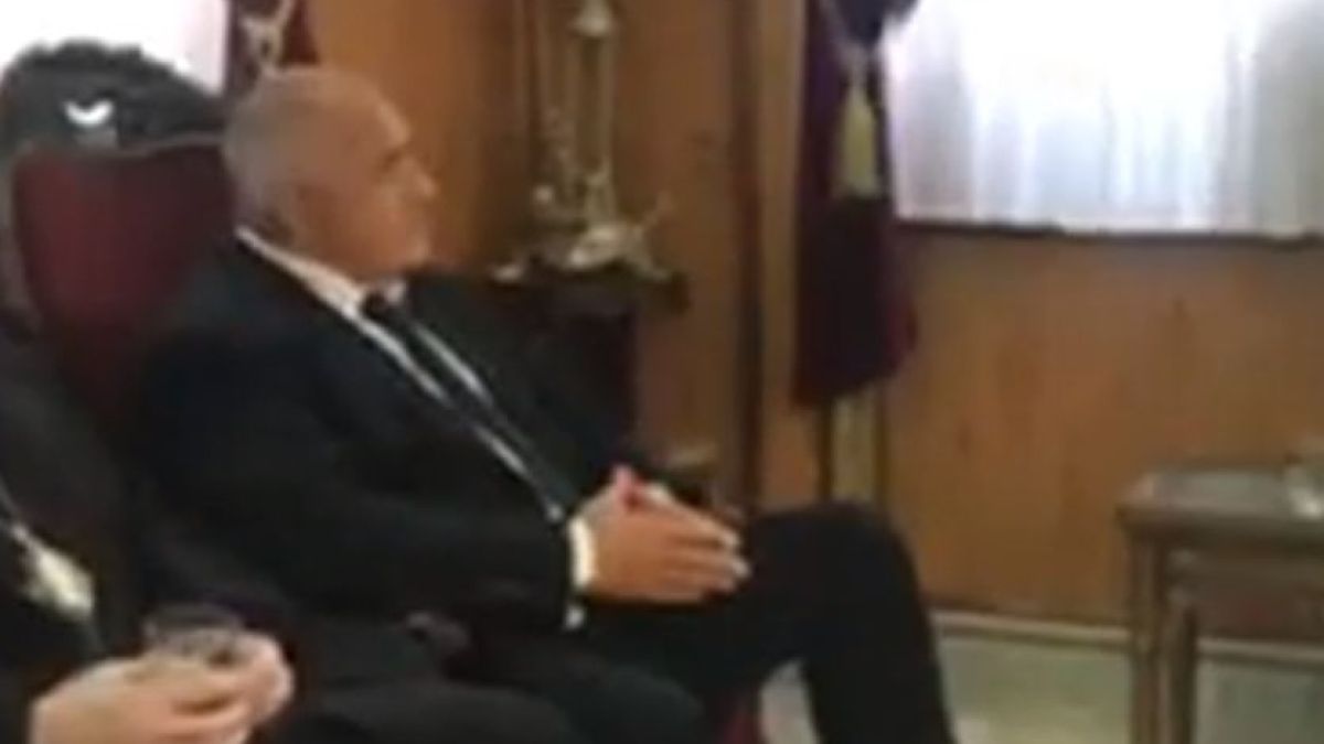 Борисов се поклони на Божи гроб и се пусна НА ЖИВО от срещата си с...