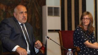 Македонските медии завряха: „Сиктир“ от Борисов за Георге Иванов