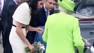Меган с първи гаф като кралска съпруга (ВИДЕО)