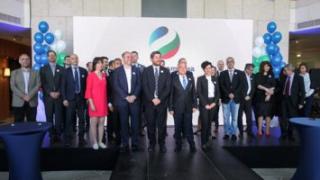 Сини, зелени и червени с напън за масов протест