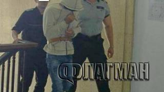 Прокуратурата промени обвинението срещу убиеца на Ивета, иска го доживот в затвора, а той се скри с качулка (СНИМКА)
