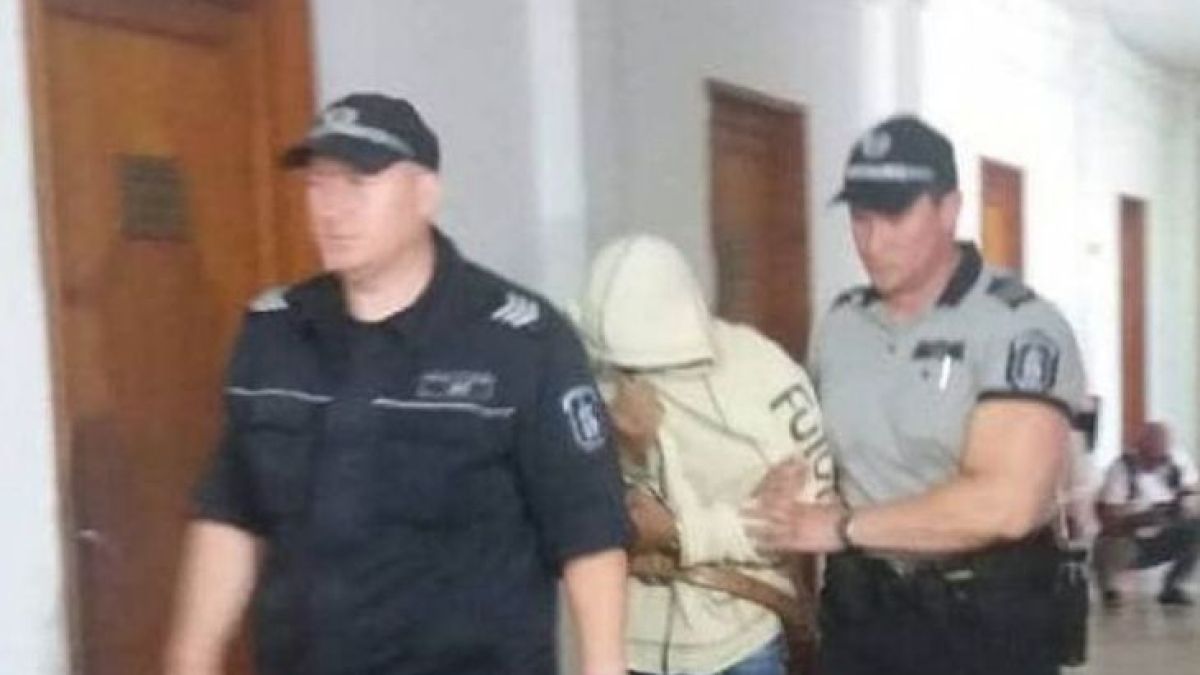 Шокиращи подробности: След зверските удари на Теньо части от черепа се забили в мозъка на Ивета, няма милост за изрода!