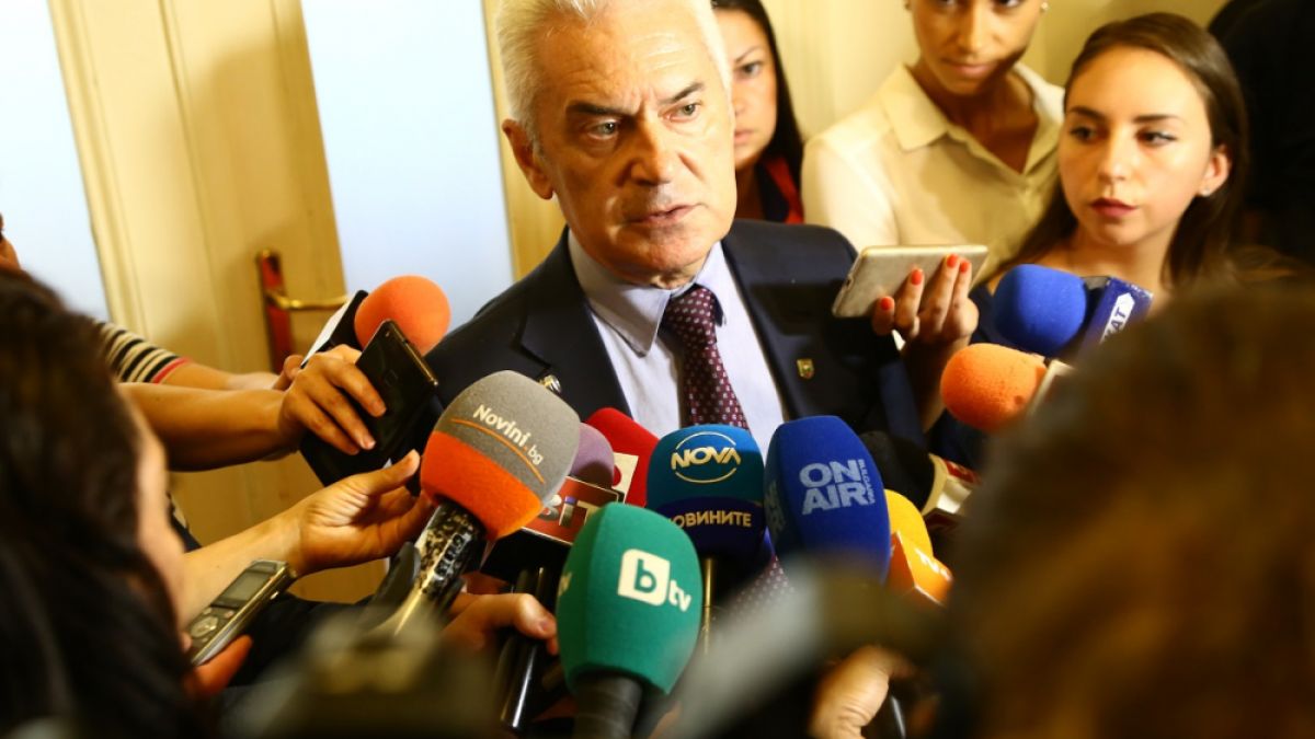 Сидеров попиля БСП: Нямат силен аргумент за вота на недоверие! Просто напомнят за себе си (СНИМКИ)