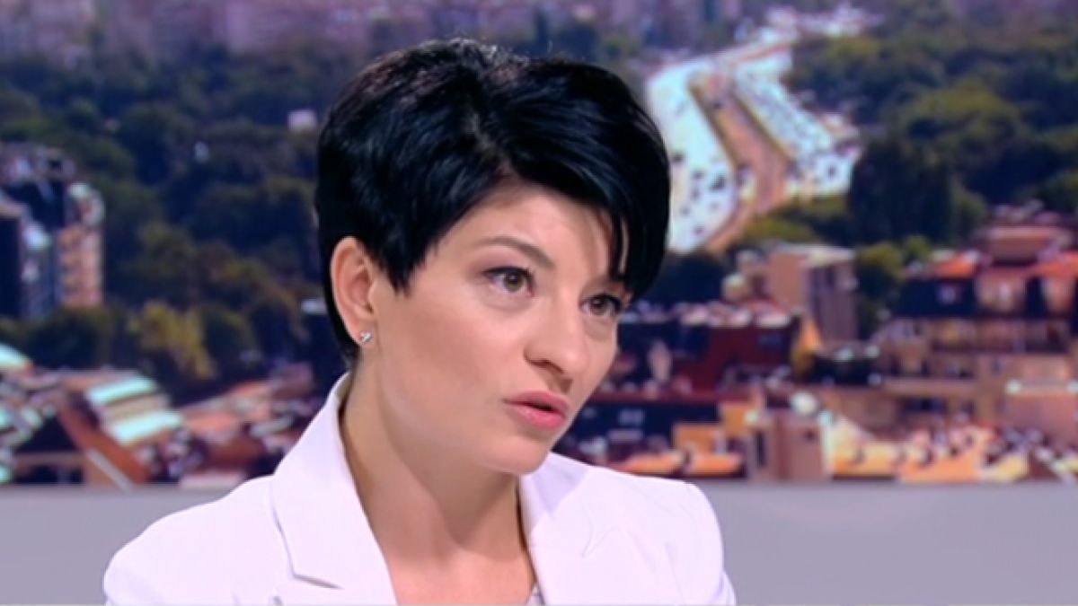 Десислава Атанасова изби рибата с това изказване за депутата от БСП, който бе заплашен с пистолет от джигити с Мерцедес на "Хемус"!