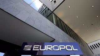 68 загинали и 844 ранени при двойно повече терористични атаки в ЕС през 2017 г.