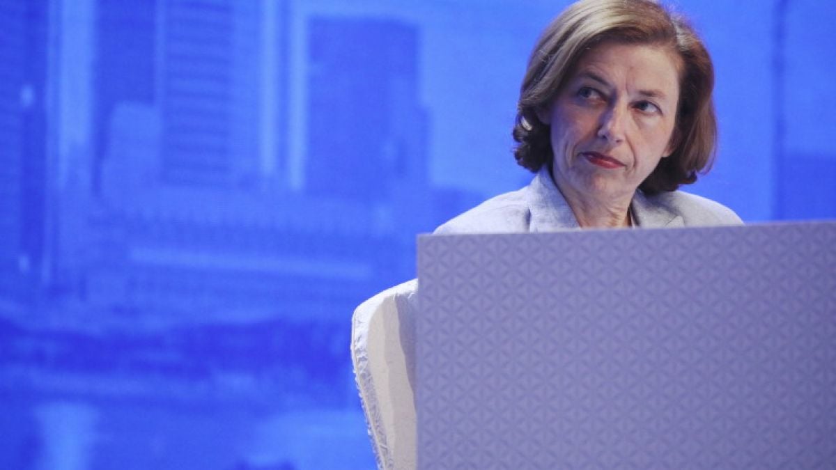 Франция предупреди за въоръжени конфликти в Космоса