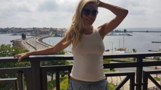 Първо в БЛИЦ: Обяви ли Гала голяма новина с тази СНИМКА по настръхнали зърна?
