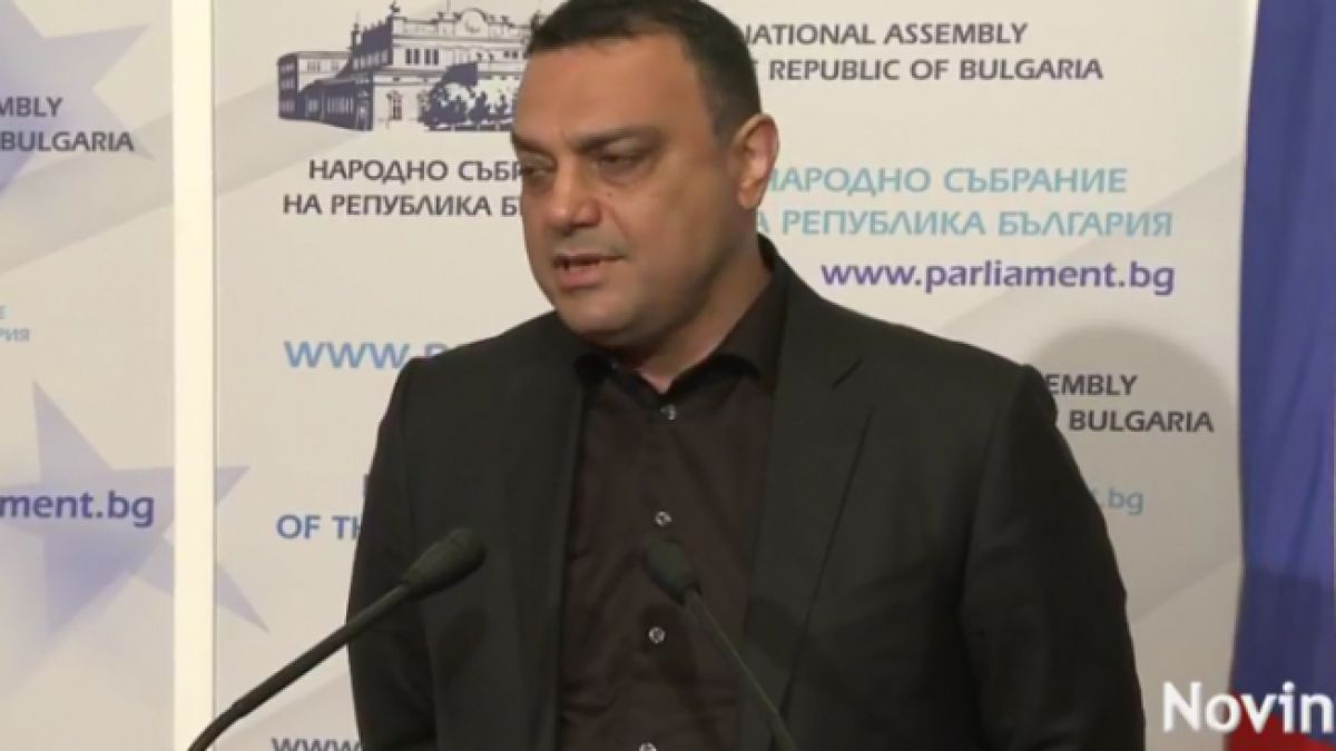 Московски обясни защо е нужна концесията на летище София