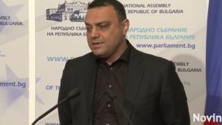 Московски обясни защо е нужна концесията на летище София