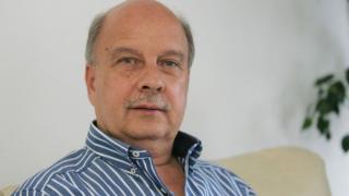 Георги Марков с култово изказване: В Люксембург или си бъркат по гащите момичета, или се целуват момче с момче