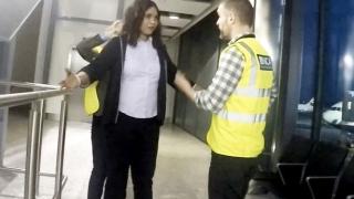Медсестра превръща момичета в послушни проститутки с вуду магии и пиене на кръв с червеи (СНИМКИ)