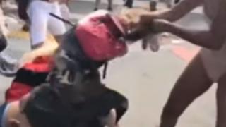 Зрелищно ВИДЕО: Лесбийки се бият на фестивал на сексуалните малцинства