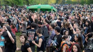 Ако се чудите какви развлечения да си намерите в София през лятото, общината пусна богата ПРОГРАМА