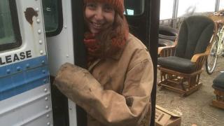 На пръв поглед е най-обикновен стар автобус, но когато погледнете вътре, ще останете без думи! (СНИМКИ)