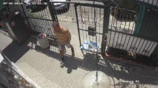 Гузна съвест: Крадецът на дарения за момче с тумор се предаде, върна... част от парите!