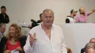 Жорж Ганчев покосен от масивен инфаркт в центъра на София! Има опасност за живота му