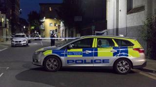 Двама души са в критично състояние след отравяне с неизвестно вещество недалеч от Солсбъри