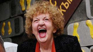 Лятото шокира Татяна Лолова! Ще се изненадате как се облече