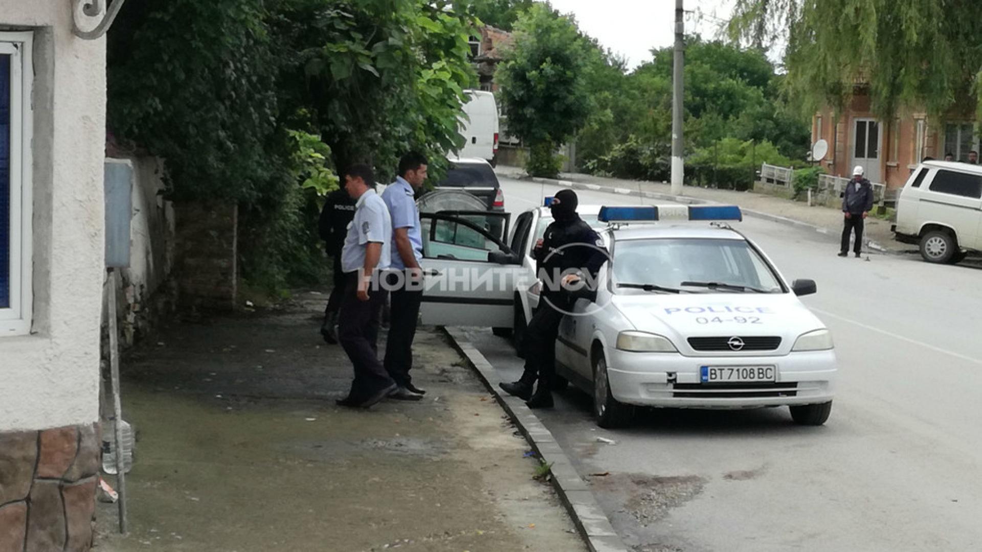 Две фамилии се спукаха от бой във Великотърновско, а причината била... (СНИМКА)