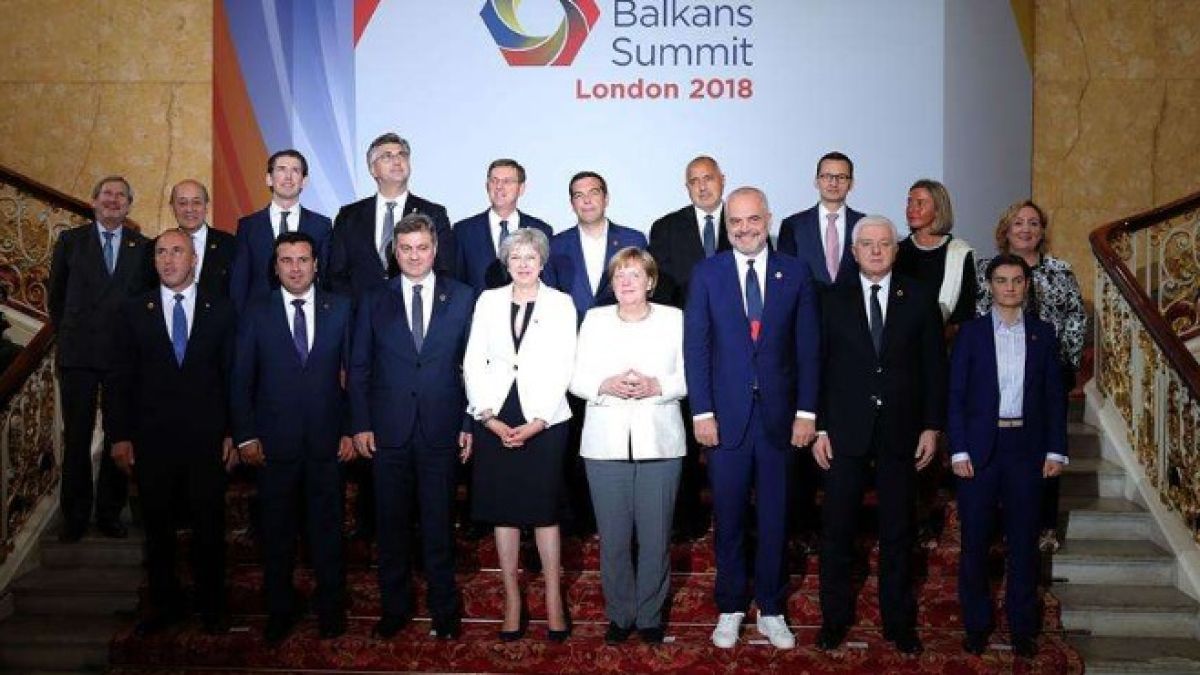 Борисов от Лондон: Макрон не е тук, защото отиде да гледа мача - не ме изкарвайте мен, че играя много футбол