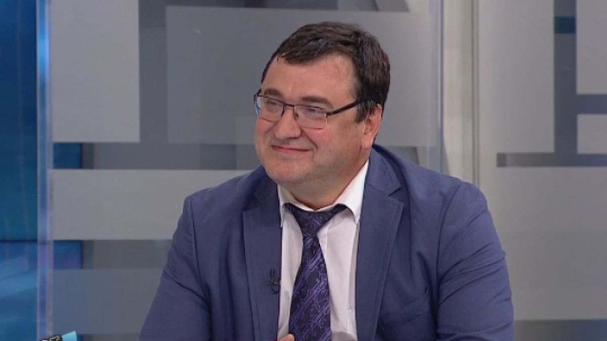Славчо Атанасов: Ще взаимстваме от чуждия опит, за да се справим с футболното хулиганство