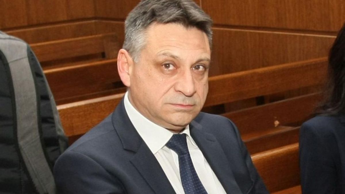 Местят шефа на разузнаването на друг пост, вече няма да е в България 