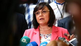Корнелия Нинова скочи на министър Порожанов: Посещението в "Странджа" е закъсняло!