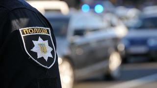 Украинци завързаха за дърво и изнасилиха прочута чуждестранна пътешественичка, поискала да види Чернобил 