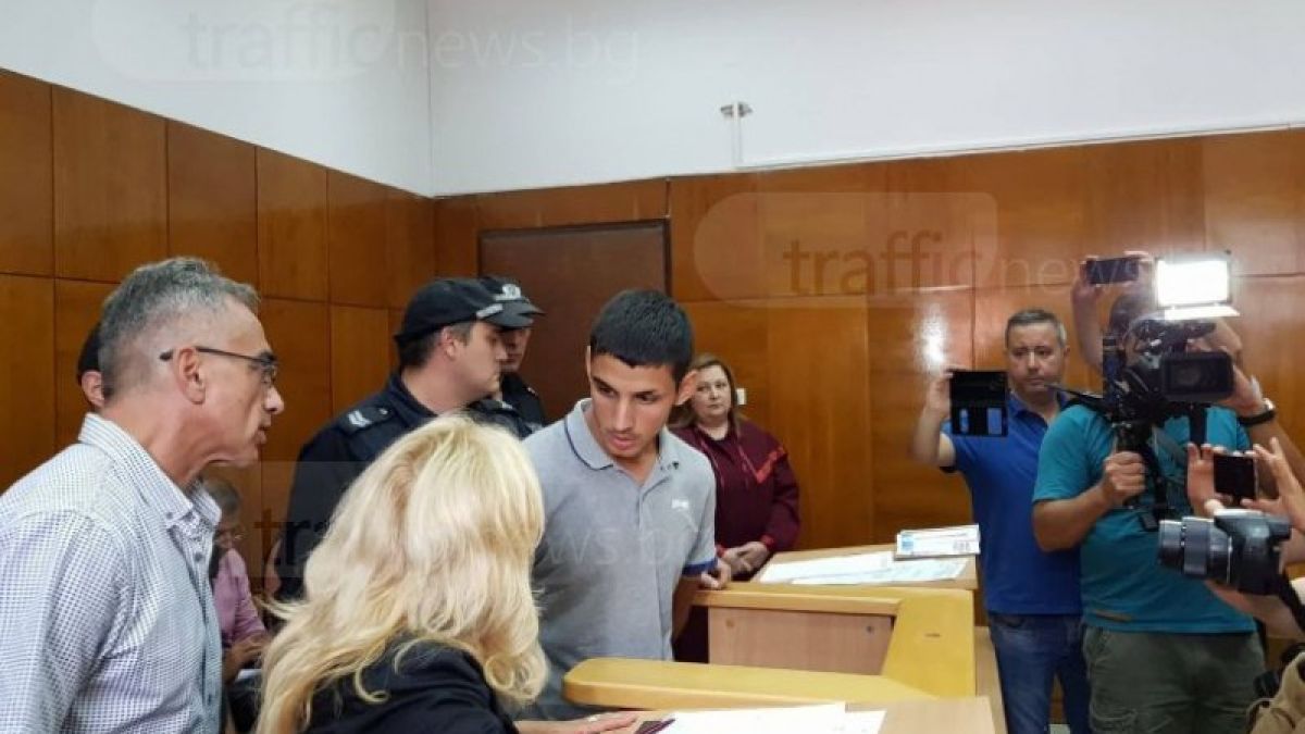 Фатална молдовка заковала пред полицията бандитите, взривили банкомата в Пловдив 