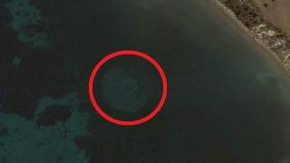 Тайнствен кръгъл обект бе забелязан в крайбрежните води на Солун (ВИДЕО)