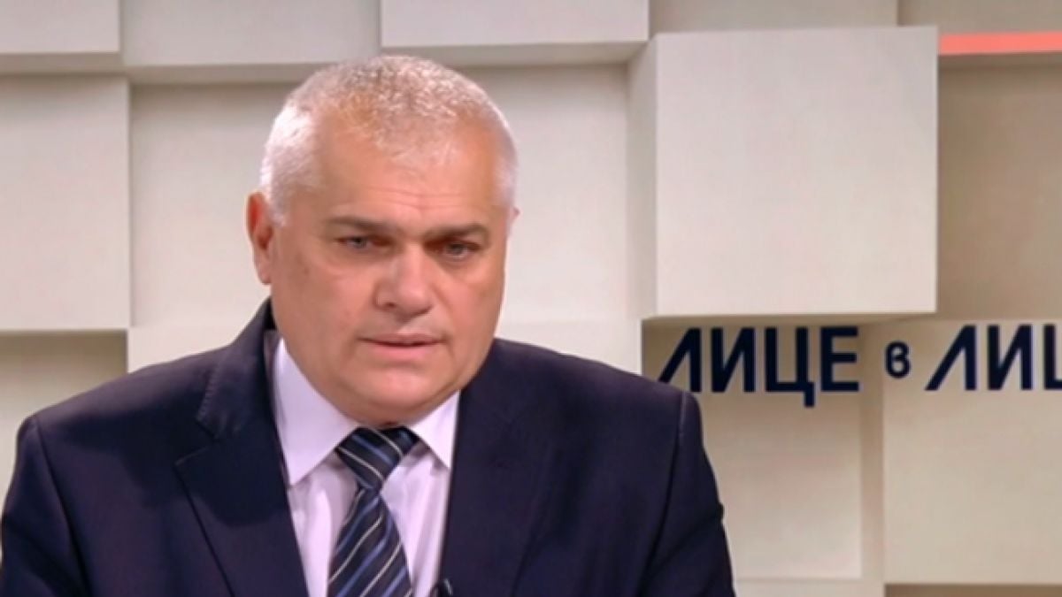 Министър Радев: Както дойдоха мигрантите през границата, така и чумата влиза! Трябваше да има евтаназия!
