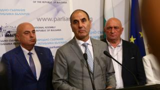 Цветанов с горещи подробности за рокадите на министри в правителството