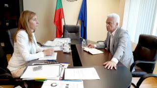 Ангелкова и Сидеров обсъдиха актуални въпроси в сферата на туризма