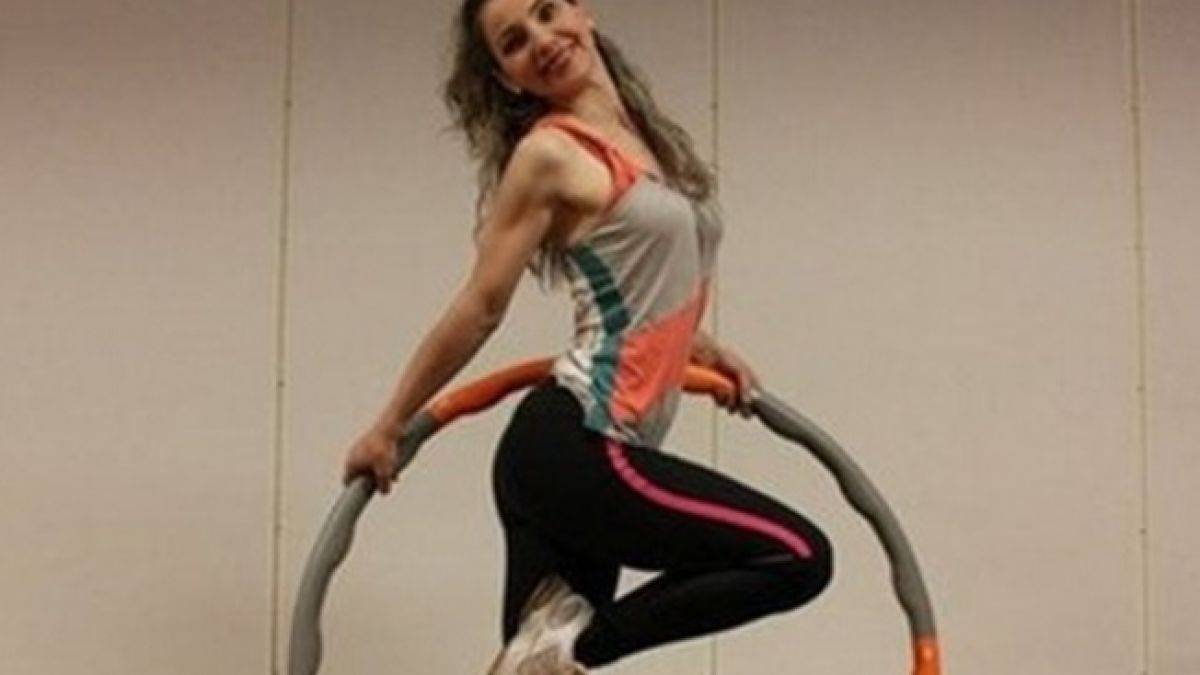 Цветелина Оланд: Нямам представа къде са децата ми. В дневника си дъщеричката ѝ пита - защо трябва да имам такова детство?