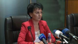Арнаудова с гореща информация за скандалния полет на бизнесмена Мирослав Хинков от летище София