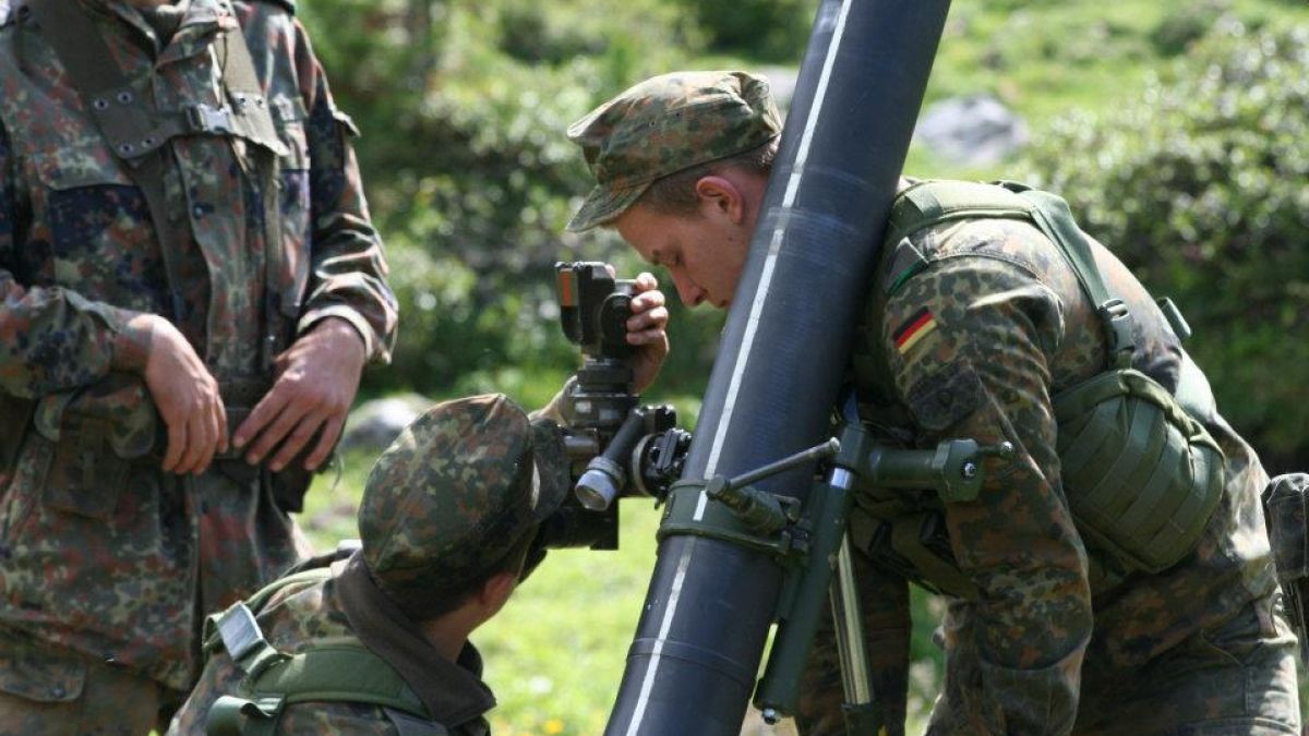 Идва ли криза в Бундесвера? Търсят си хора за военна служба от ЕС