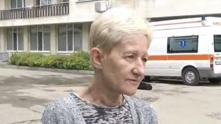 Майката на отвлечената и изтезавана Вики разказа за изрода, който гасял фасове в лицето на момичето!